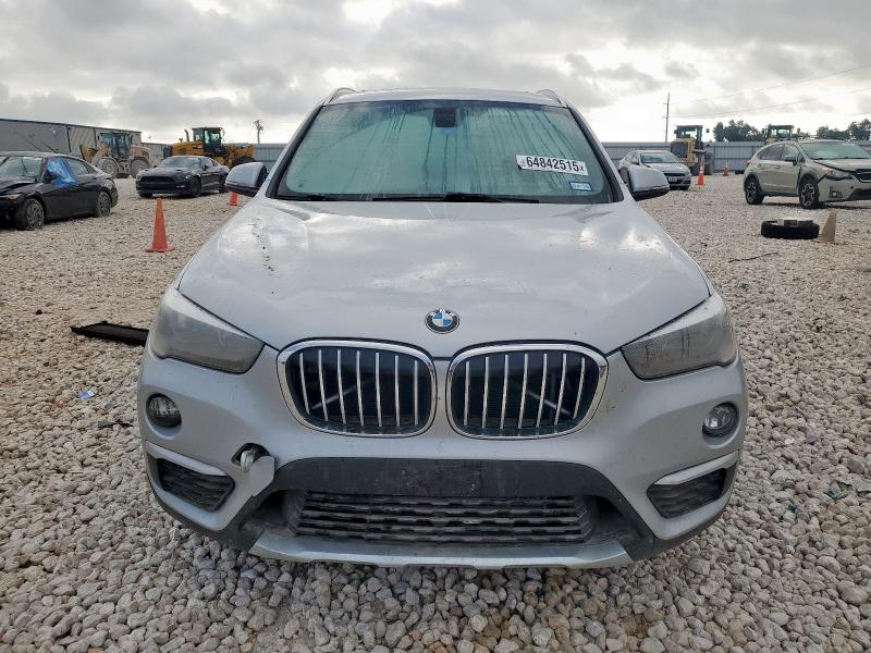 WBXHU7C33J5H43803 - 2018 BMW X1 SDRIVE28I SILVER photo 5