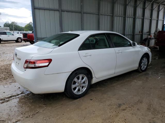 4T1BF3EK3BU756335 - 2011 TOYOTA CAMRY BASE WHITE photo 3