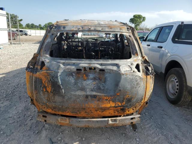 2T3ZFREV3HW338756 - 2017 TOYOTA RAV4 LE 银色 照片 6