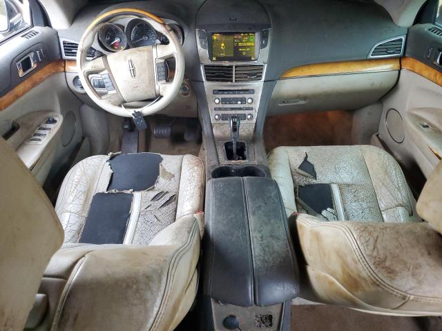 2LMHJ5AT7ABJ16303 - 2010 LINCOLN MKT BLACK photo 8