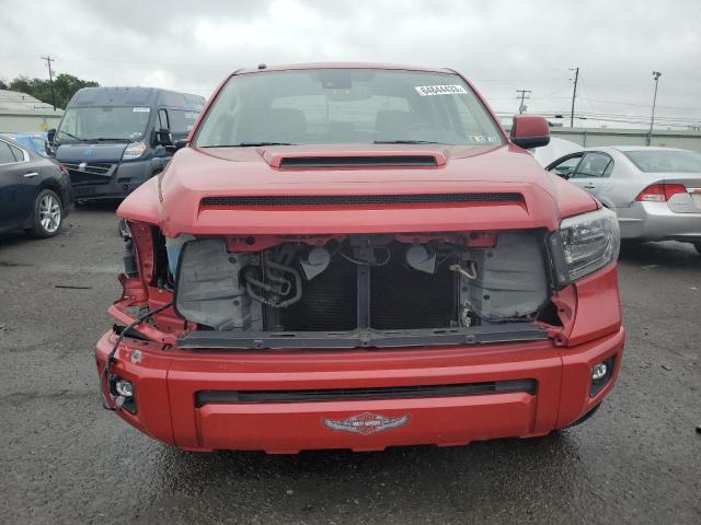 5TFDY5F19JX748035 - 2018 TOYOTA TUNDRA CREWMAX SR5 RED photo 5