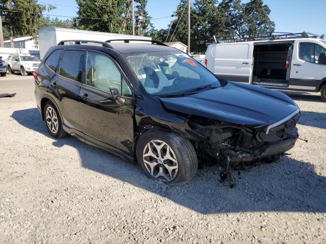 JF2SKAGC8LH587368 - 2020 SUBARU FORESTER PREMIUM BLACK photo 4