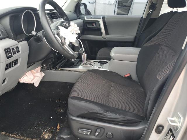 JTEBU5JR4D5134747 - 2013 TOYOTA 4RUNNER SR5 Srebrny zdjęcie 7