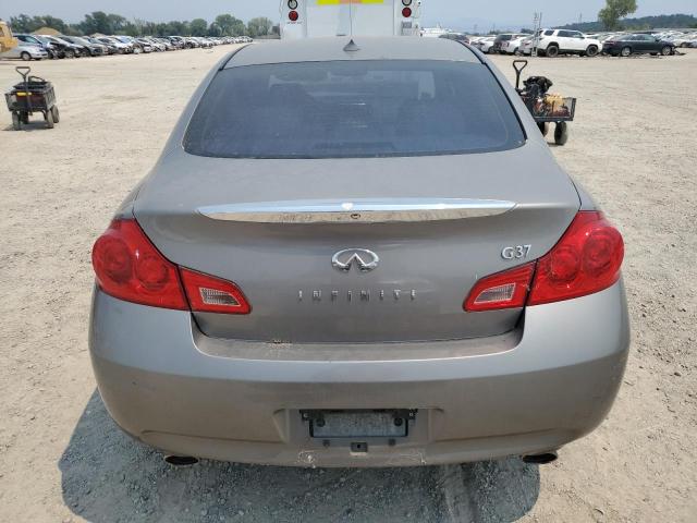 JNKCV61E99M306159 - 2009 INFINITI G37 BASE GRAY photo 6