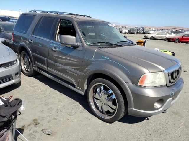 5LMFU27R23LJ14298 - 2003 LINCOLN NAVIGATOR ბეჟი ფოტო 4