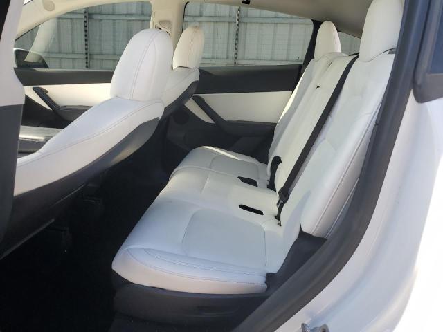 7SAYGAEE3NF337864 - 2022 TESLA MODEL Y WHITE photo 10