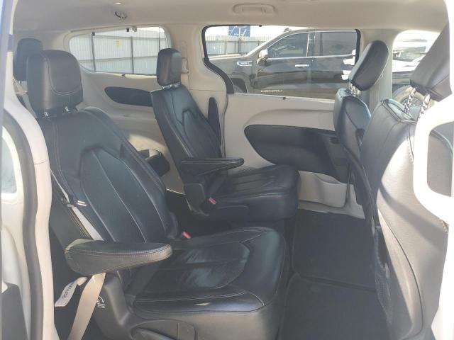 2C4RC1BG0KR680697 - 2019 CHRYSLER PACIFICA TOURING L WHITE photo 11