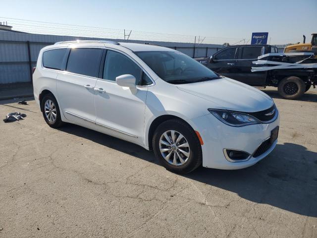 2C4RC1BG0KR680697 - 2019 CHRYSLER PACIFICA TOURING L WHITE photo 4