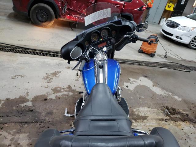 1HD1FC41X9Y618768 - 2009 HARLEY-DAVIDSON FLHTCU Көк фото 6