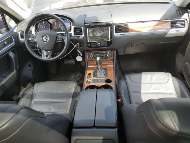 WVGFF9BP3BD002341 - 2011 VOLKSWAGEN TOUAREG V6 BLUE photo 8