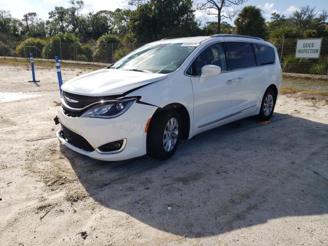 2C4RC1BG7JR185864 - 2018 CHRYSLER PACIFICA TOURING L WHITE photo 2