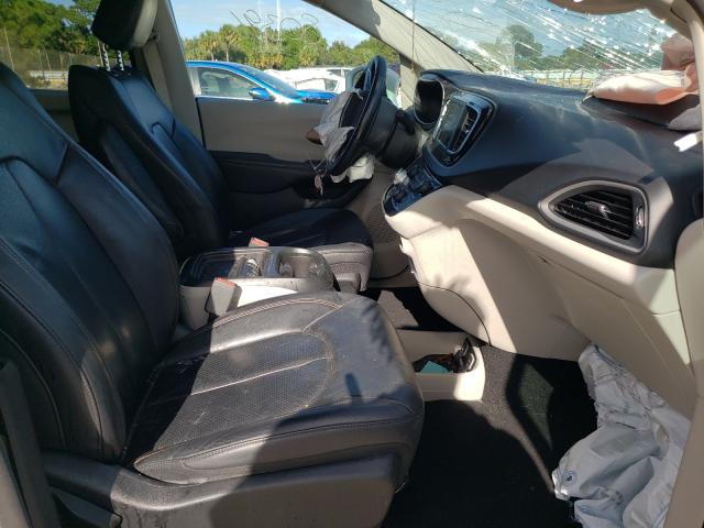 2C4RC1BG7JR185864 - 2018 CHRYSLER PACIFICA TOURING L WHITE photo 5