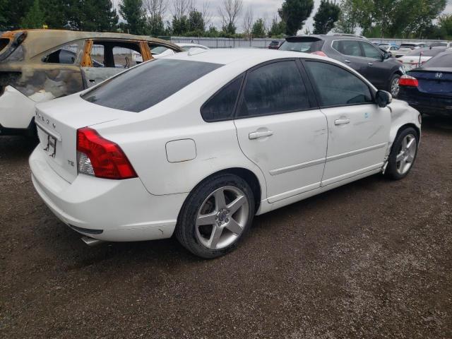 YV1672MS9B2542888 - 2011 VOLVO S40 T5 WHITE photo 3