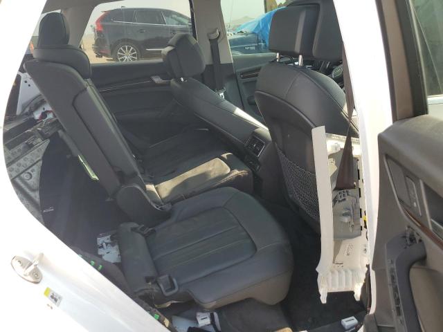 WA1ANAFY8K2132174 - 2019 AUDI Q5 PREMIUM WHITE photo 11