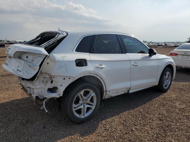 WA1ANAFY8K2132174 - 2019 AUDI Q5 PREMIUM WHITE photo 3