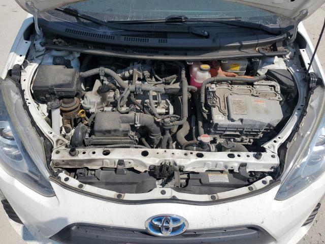 JTDKDTB3XG1119457 - 2016 TOYOTA PRIUS C SILVER photo 11