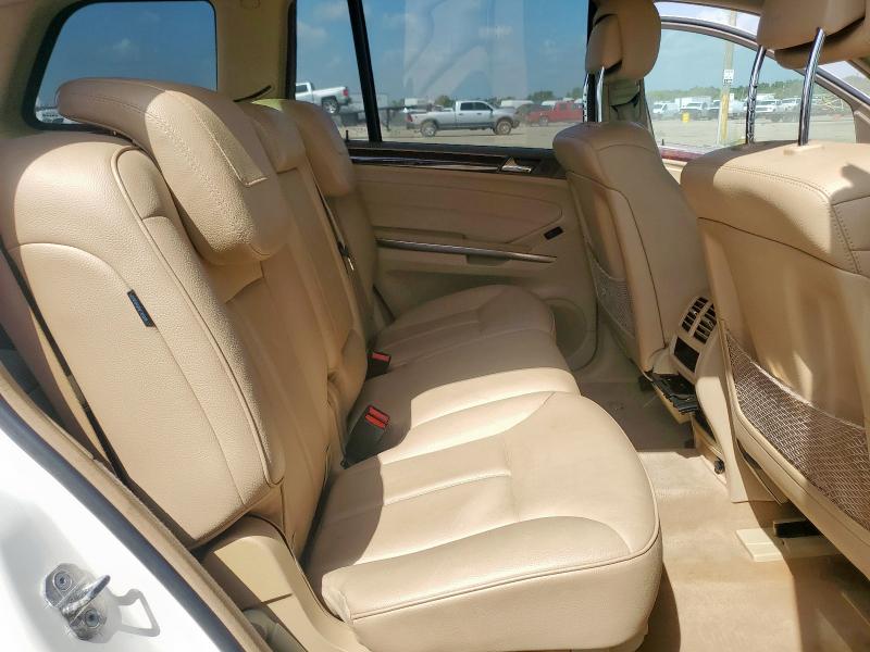 4JGBF7BE5BA645888 - 2011 MERCEDES-BENZ GL 450 4MATIC WHITE photo 11