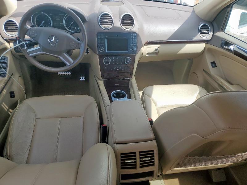 4JGBF7BE5BA645888 - 2011 MERCEDES-BENZ GL 450 4MATIC WHITE photo 8