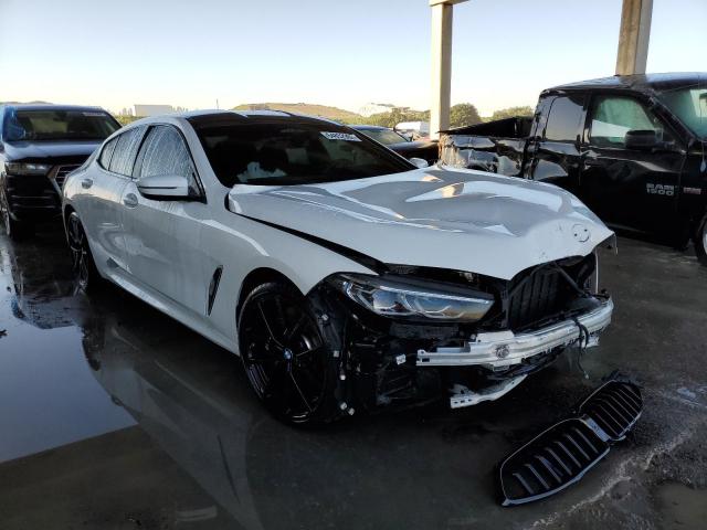 WBAGV8C04NCH83954 - 2022 BMW M850XI WHITE photo 1