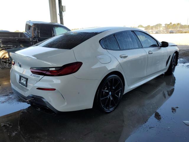 WBAGV8C04NCH83954 - 2022 BMW M850XI WHITE photo 4