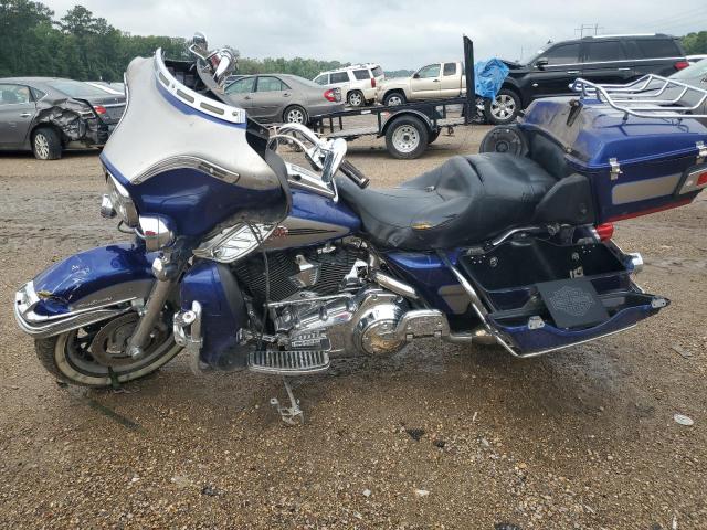 1HD1FC4177Y646945 - 2007 HARLEY-DAVIDSON FLHTCUI BLUE photo 3