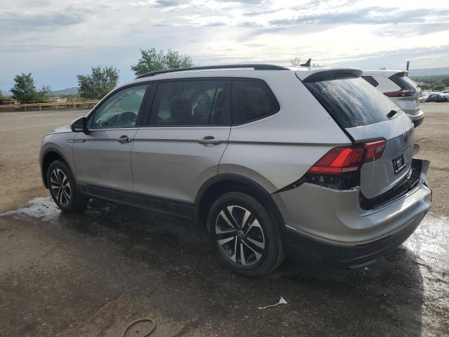 3VVFB7AX1RM030564 - 2024 VOLKSWAGEN TIGUAN S 银色 照片 2