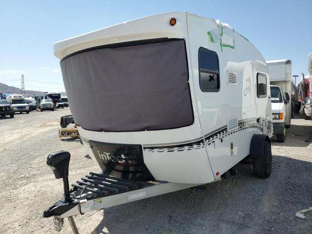 7H0TS1313NN009929 - 2022 OTHER RV WHITE photo 2