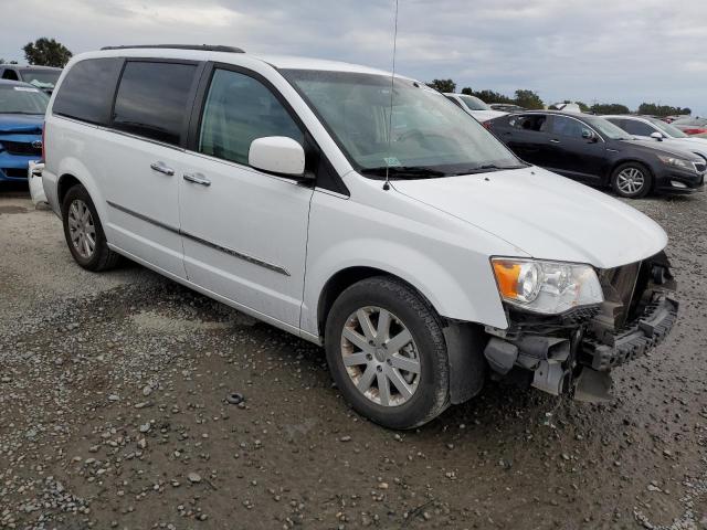 2C4RC1BG9GR121530 - 2016 CHRYSLER TOWN & COU TOURING WHITE photo 4