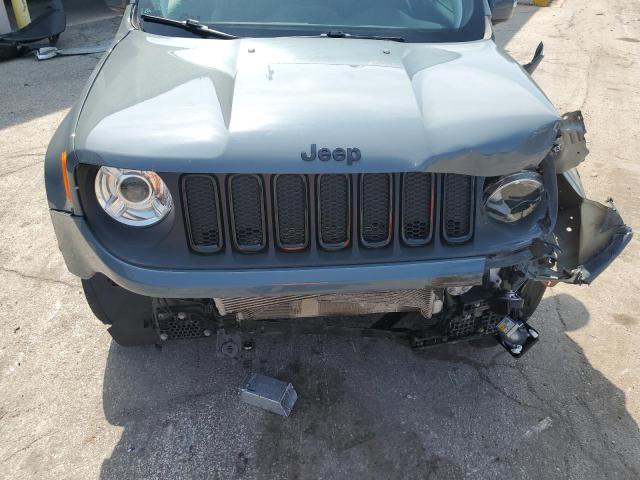 ZACCJBBB2JPH30587 - 2018 JEEP RENAGADE LATITUDE GRAY photo 11