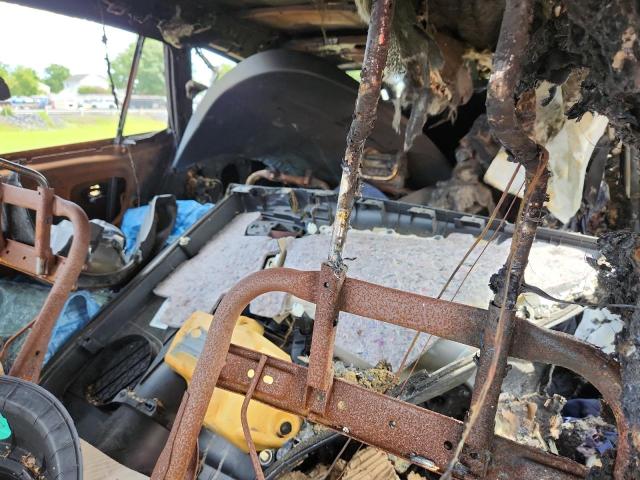 2T3BFREV3HW660993 - 2017 TOYOTA RAV4 LE GRAY photo 10