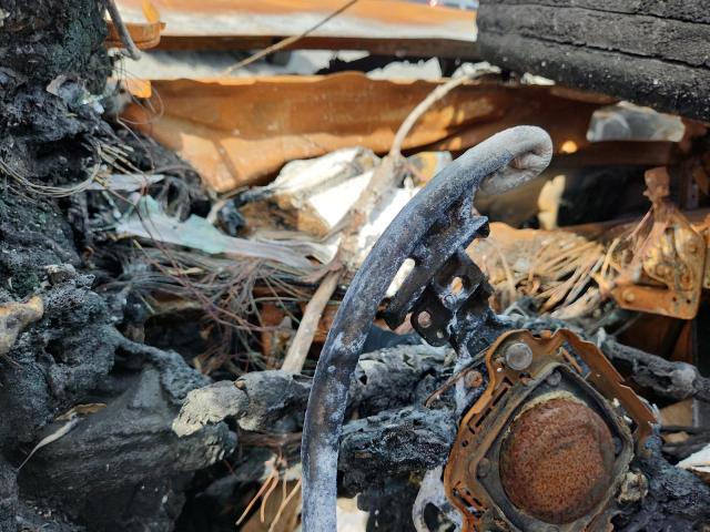 2T3BFREV3HW660993 - 2017 TOYOTA RAV4 LE GRAY photo 9