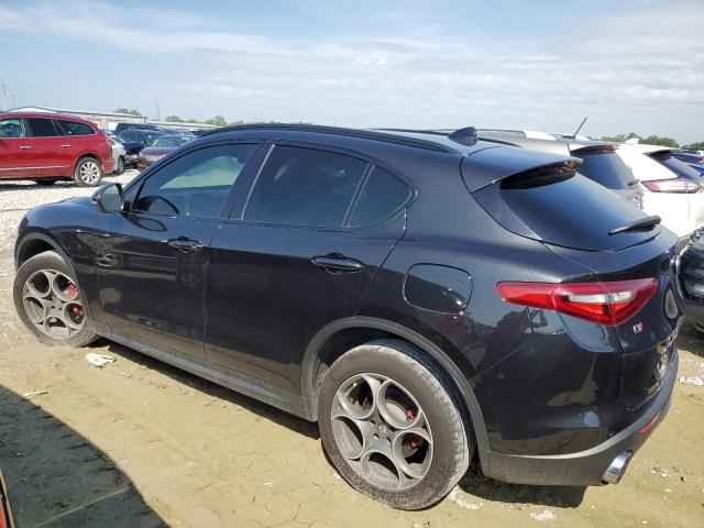 ZASFAKNN3J7B85832 - 2018 ALFA ROMEO STELVIO TI SPORT BLACK photo 2
