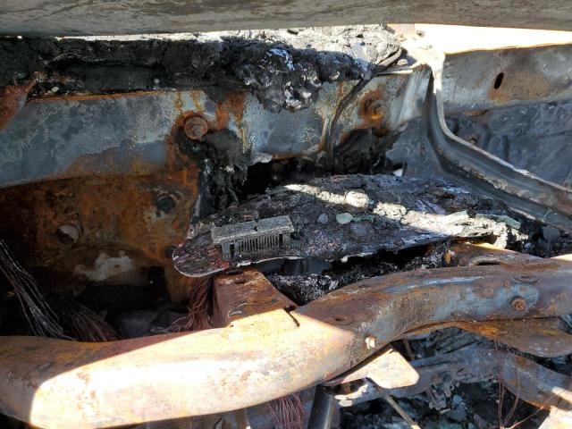 1C4GP45R34B561893 - 2004 CHRYSLER TOWN & COU 烧焦的 照片 9