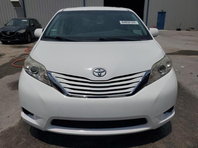 5TDKK3DC3GS746202 - 2016 TOYOTA SIENNA LE WHITE photo 5