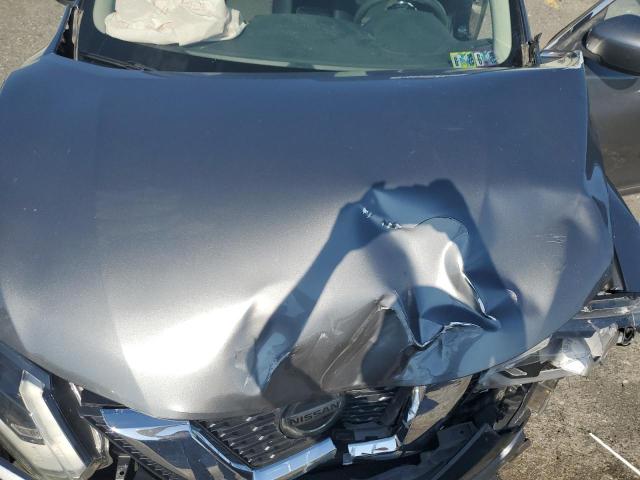 JN8AT2MV7JW312901 - 2018 NISSAN ROGUE S ნაცრისფერი ფოტო 12