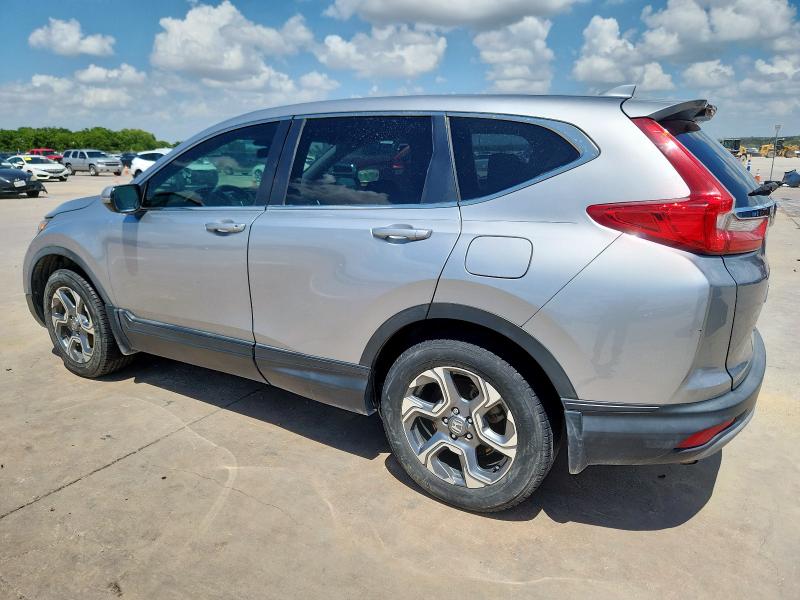2HKRW2H58JH674239 - 2018 HONDA CR-V EX SILVER photo 2