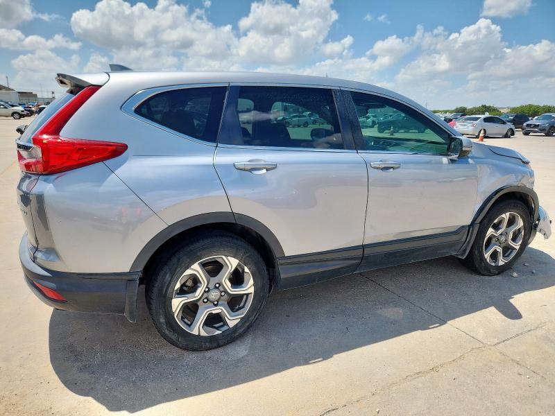 2HKRW2H58JH674239 - 2018 HONDA CR-V EX SILVER photo 3