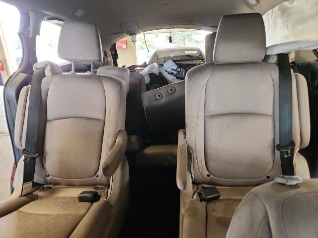 5FNRL6H52JB105563 - 2018 HONDA ODYSSEY EX MAROON photo 10