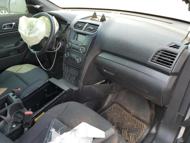 1FM5K8AR2HGE13564 - 2017 FORD EXPLORER POLICE INTERCEPTOR SILVER photo 8