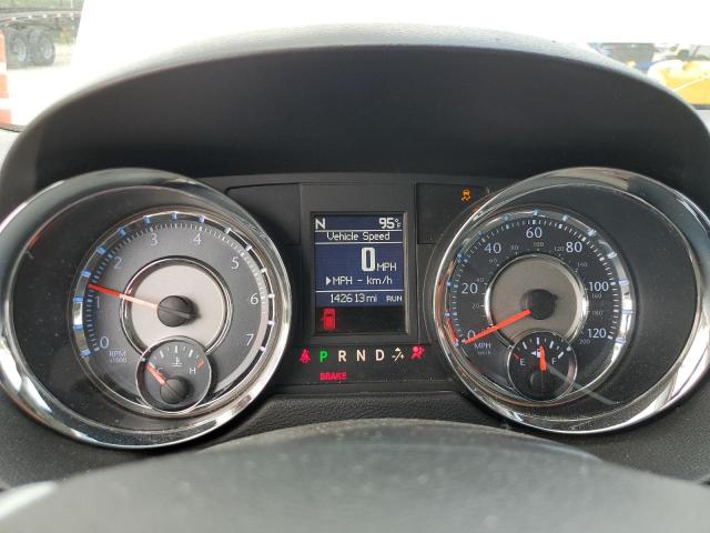 2C4RC1BG9DR556110 - 2013 CHRYSLER TOWN & COU TOURING WHITE photo 9