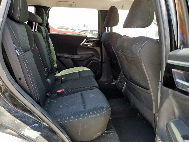 JA4J3TA88NZ064642 - 2022 MITSUBISHI OUTLANDER ES BLACK photo 11