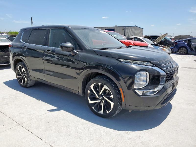 JA4J3TA88NZ064642 - 2022 MITSUBISHI OUTLANDER ES BLACK photo 4