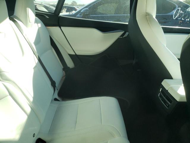 5YJSA1E25HF229390 - 2017 TESLA MODEL S Մոխրագույն լուսանկար 6