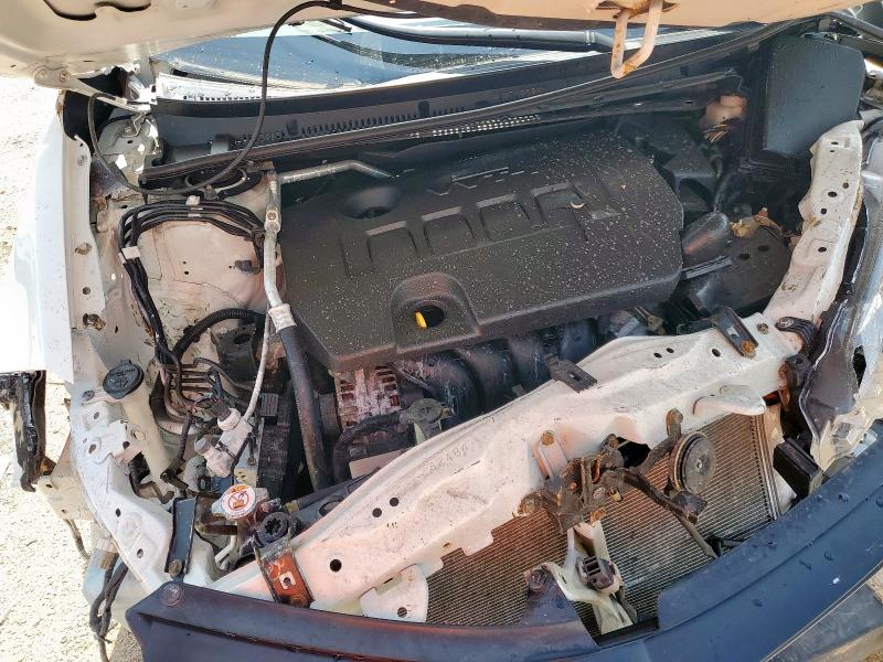 5YFBURHE8KP907766 - 2019 TOYOTA COROLLA L WHITE photo 11