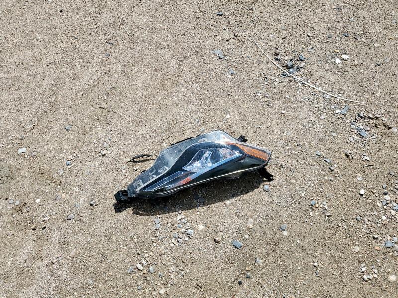 5YFBURHE8KP907766 - 2019 TOYOTA COROLLA L WHITE photo 12