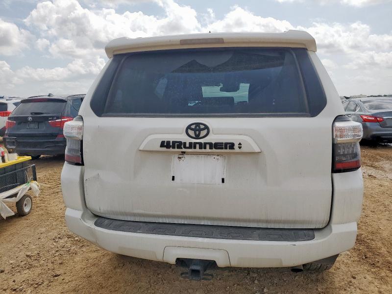 JTEEU5JRXP5304773 - 2023 TOYOTA 4RUNNER SR5 白色 照片 6