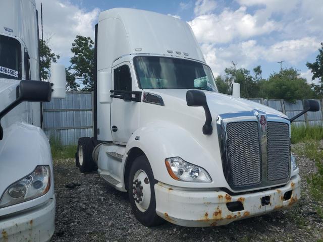 2015 KENWORTH CONSTRUCTI T680, null