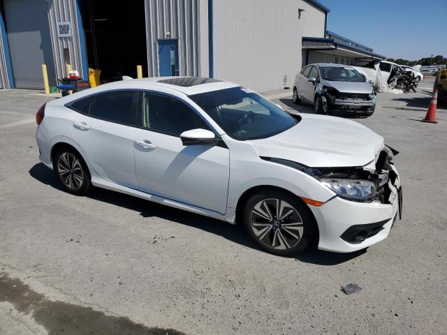 JHMFC1F78JX016174 - 2018 HONDA CIVIC EXL أبيض صورة 4