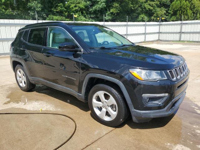 3C4NJCBB0KT726532 - 2019 JEEP COMPASS LATITUDE Czarny zdjęcie 4