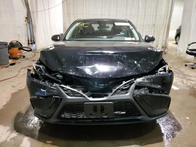 4T1G11AK0PU779934 - 2023 TOYOTA CAMRY SE NIGHT SHADE BLACK photo 5